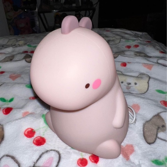 pink squishy dinosaur night light - Picture 4 of 5